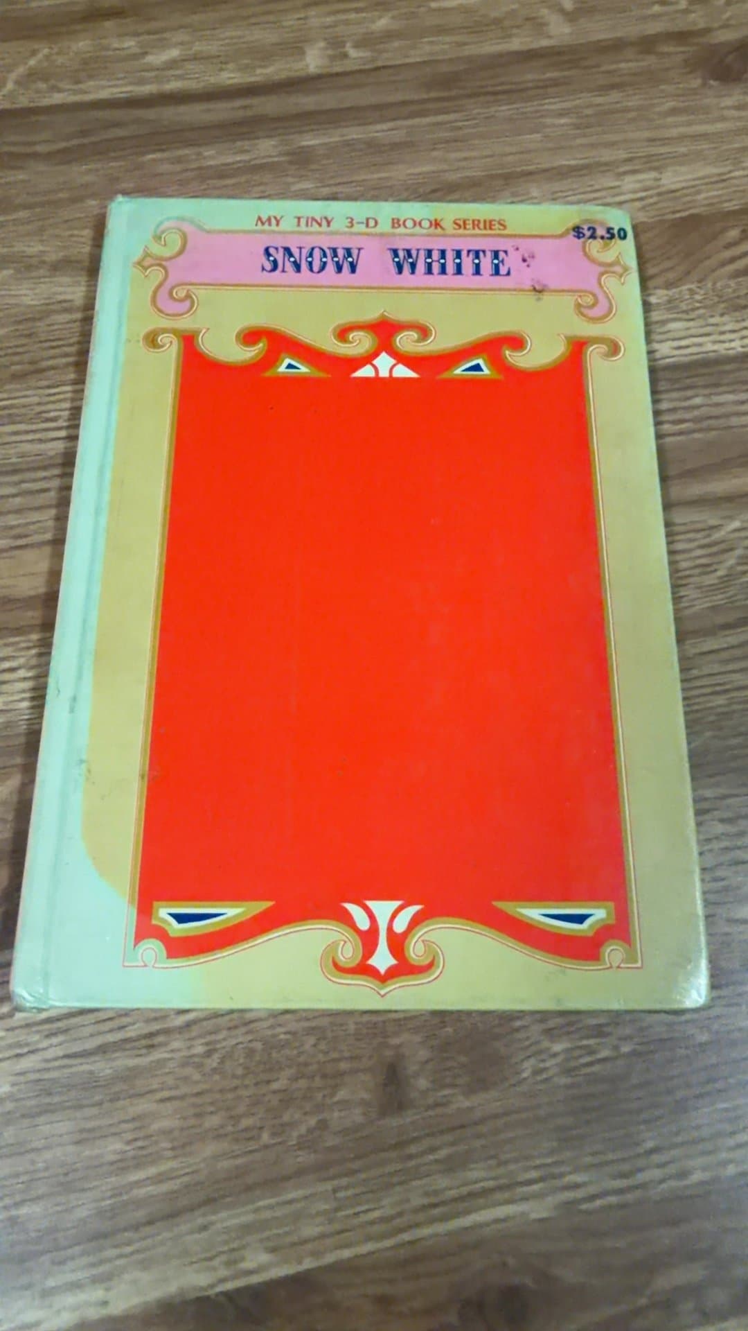 My Tiny 3-D Book Series: Snow White - Image 1