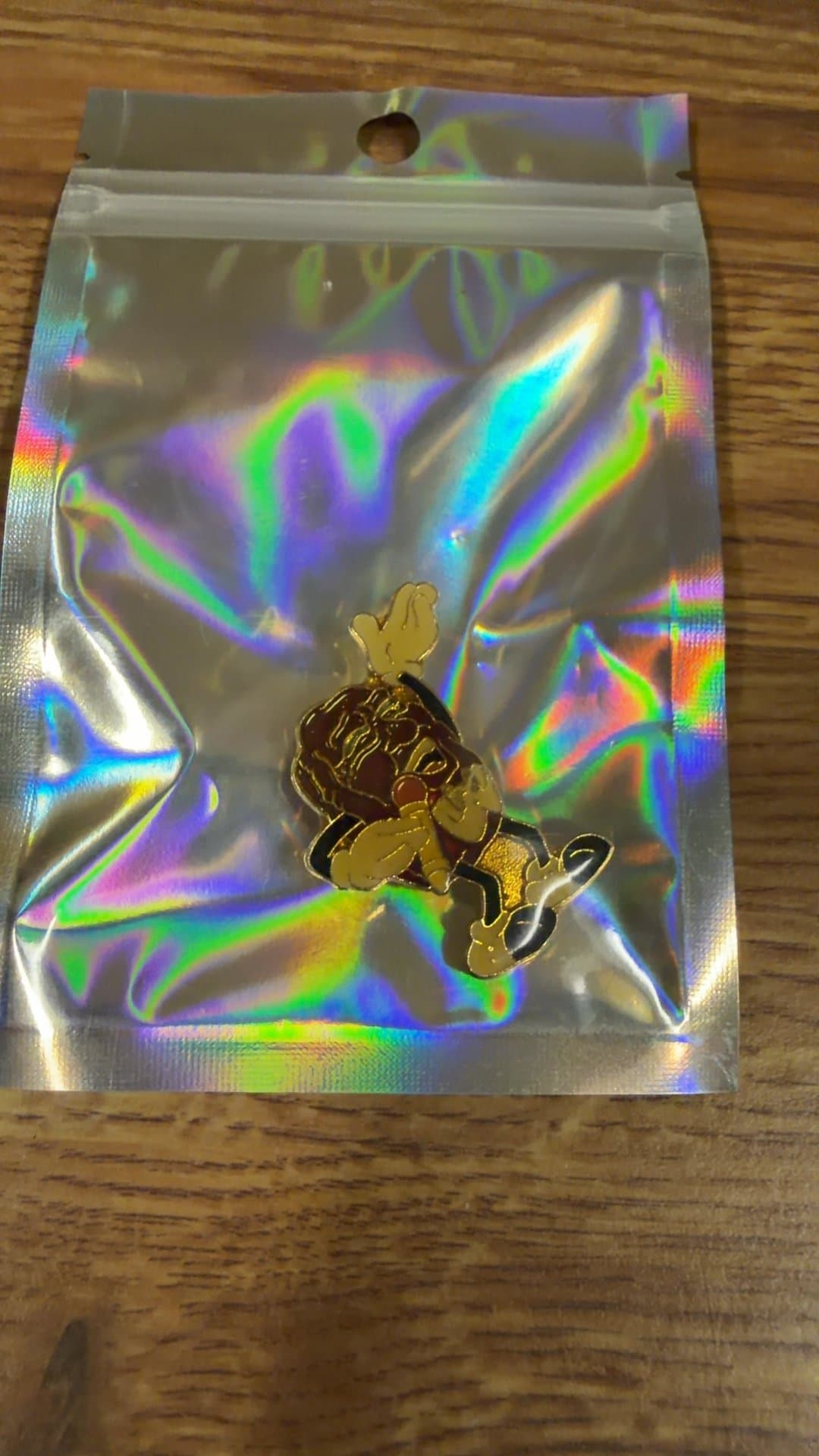 Singing California Raisin Enamel Pin - Image 1