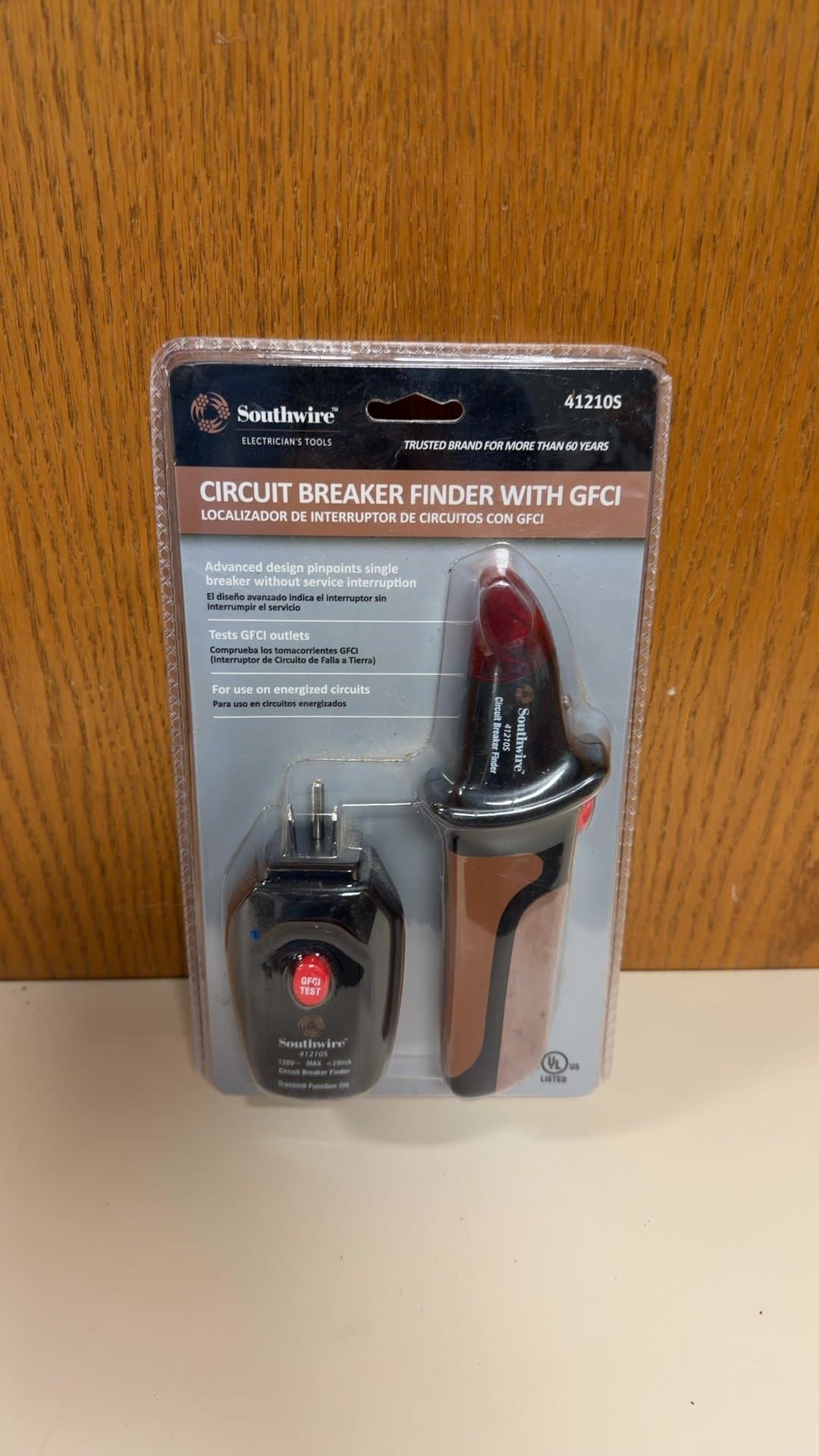 Southwire Circuit Breaker Finder with GFCI - Image 1