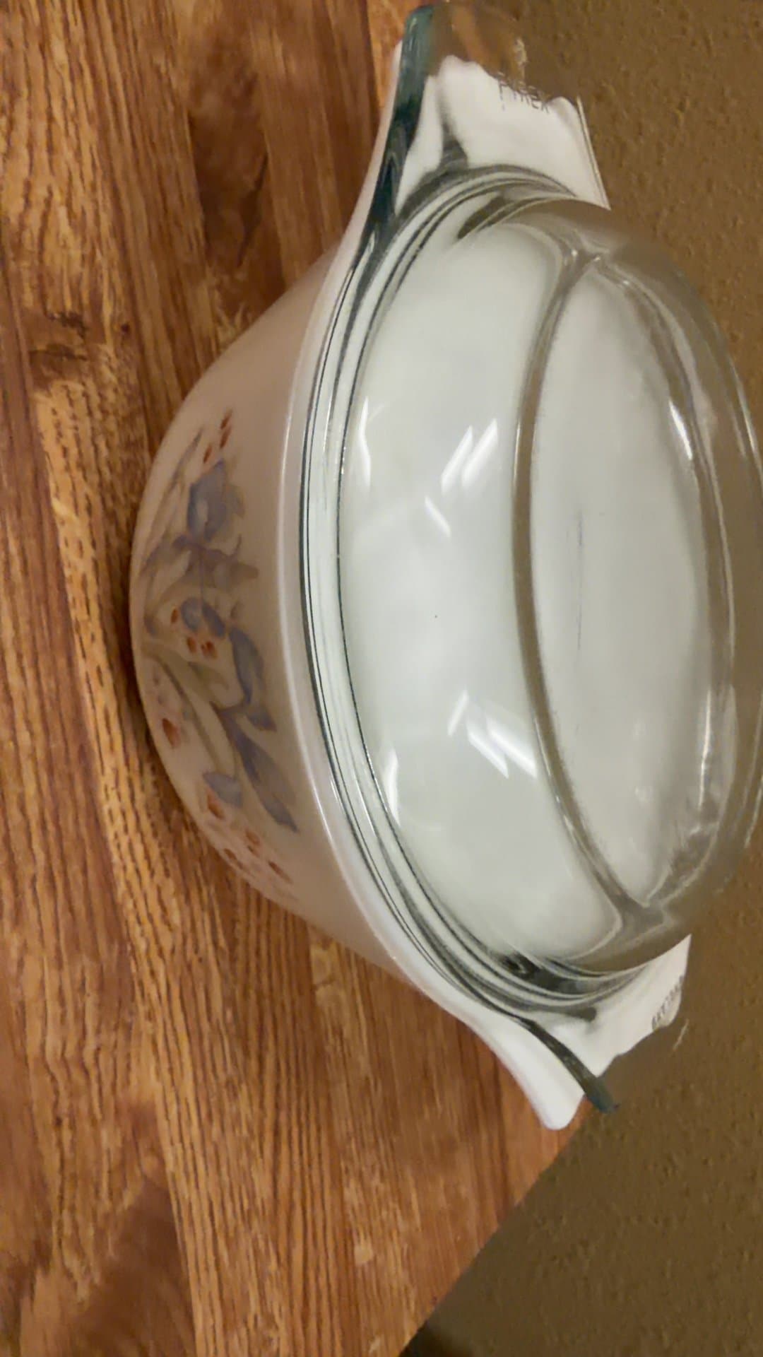 Pyrex Floral Casserole Dish with Lid - Image 1