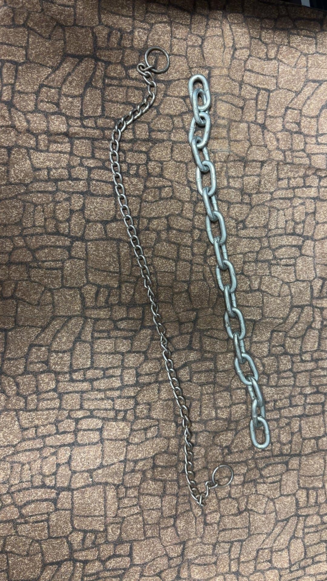 Metal Chains Set - Image 1