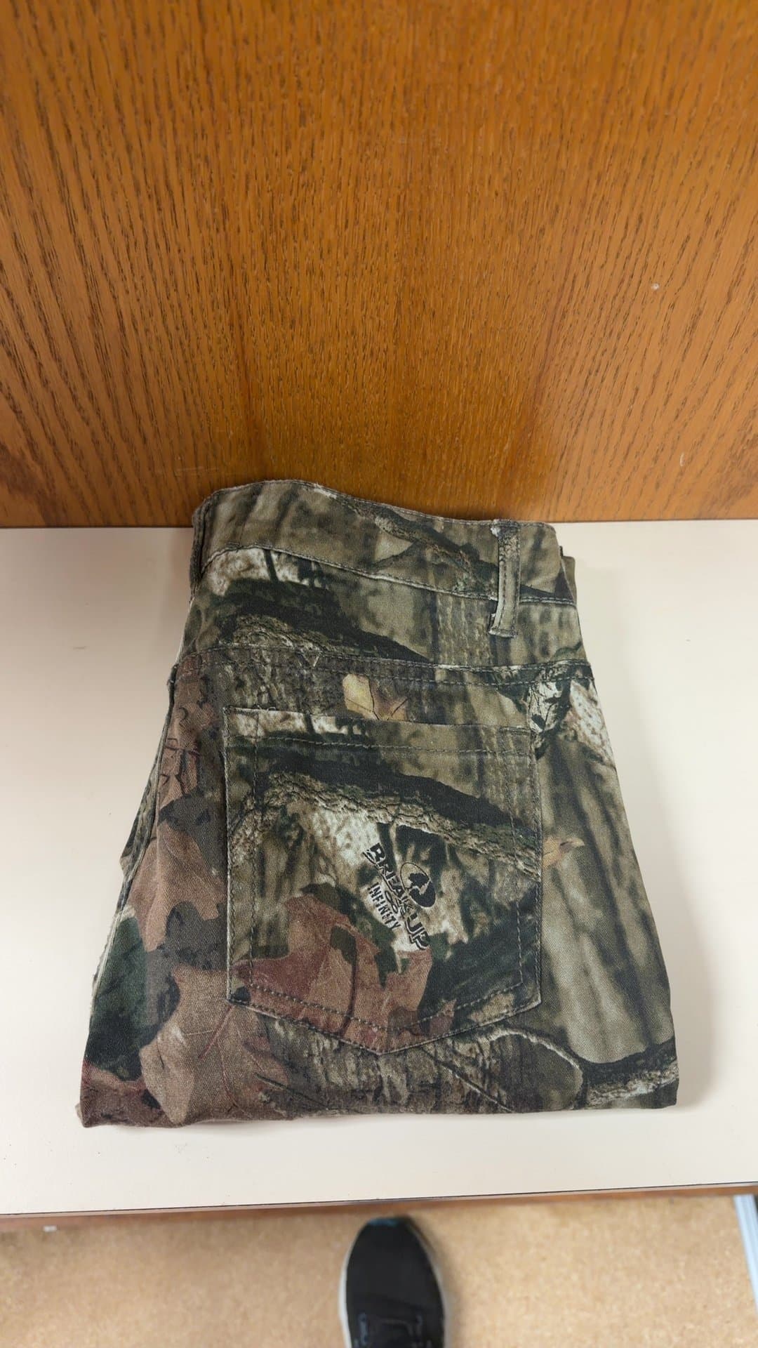 Mossy Oak Break-Up Infinity Camo Pants Size 16 - Image 1