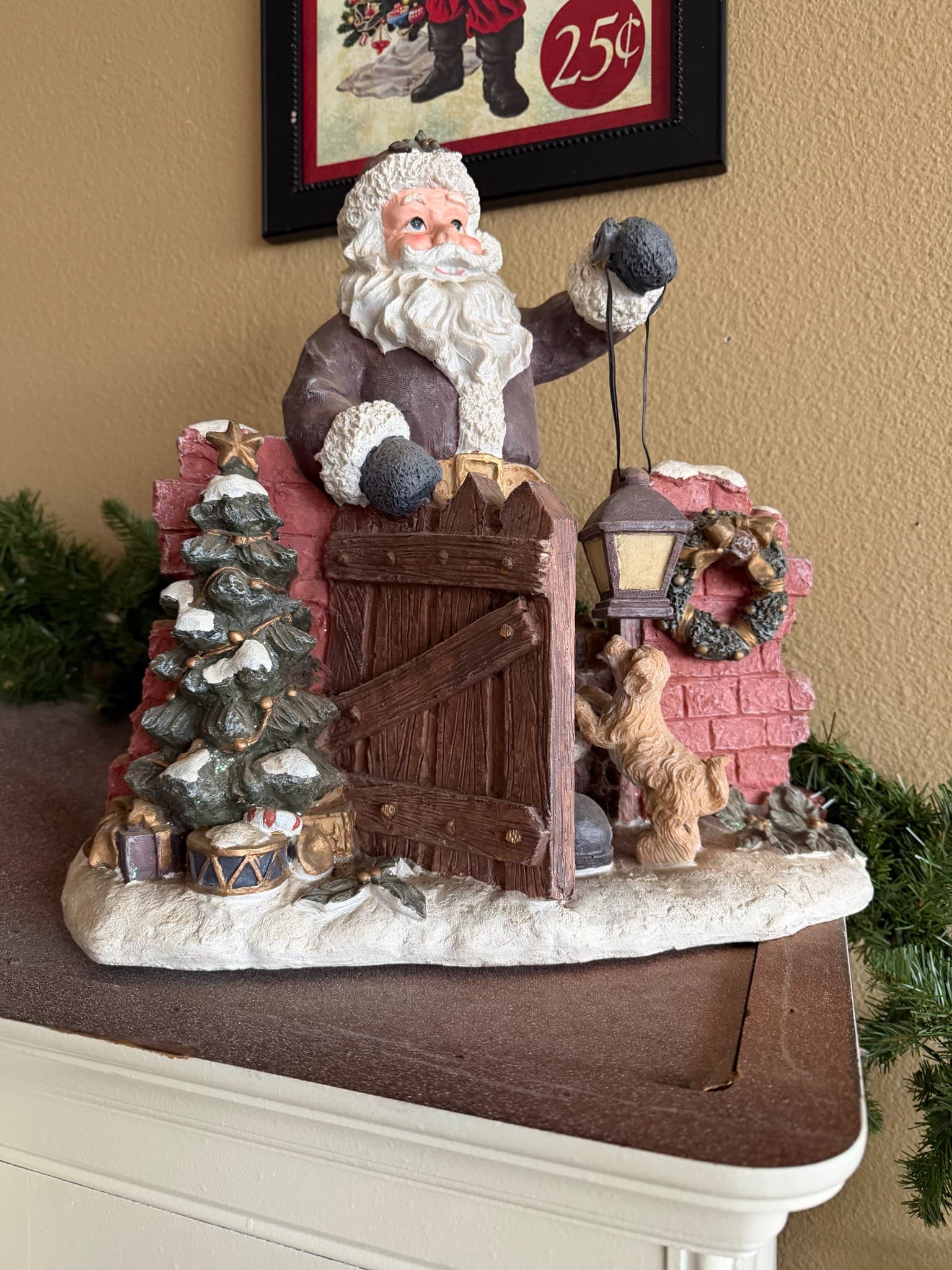 Santa Claus Decorative Figurine