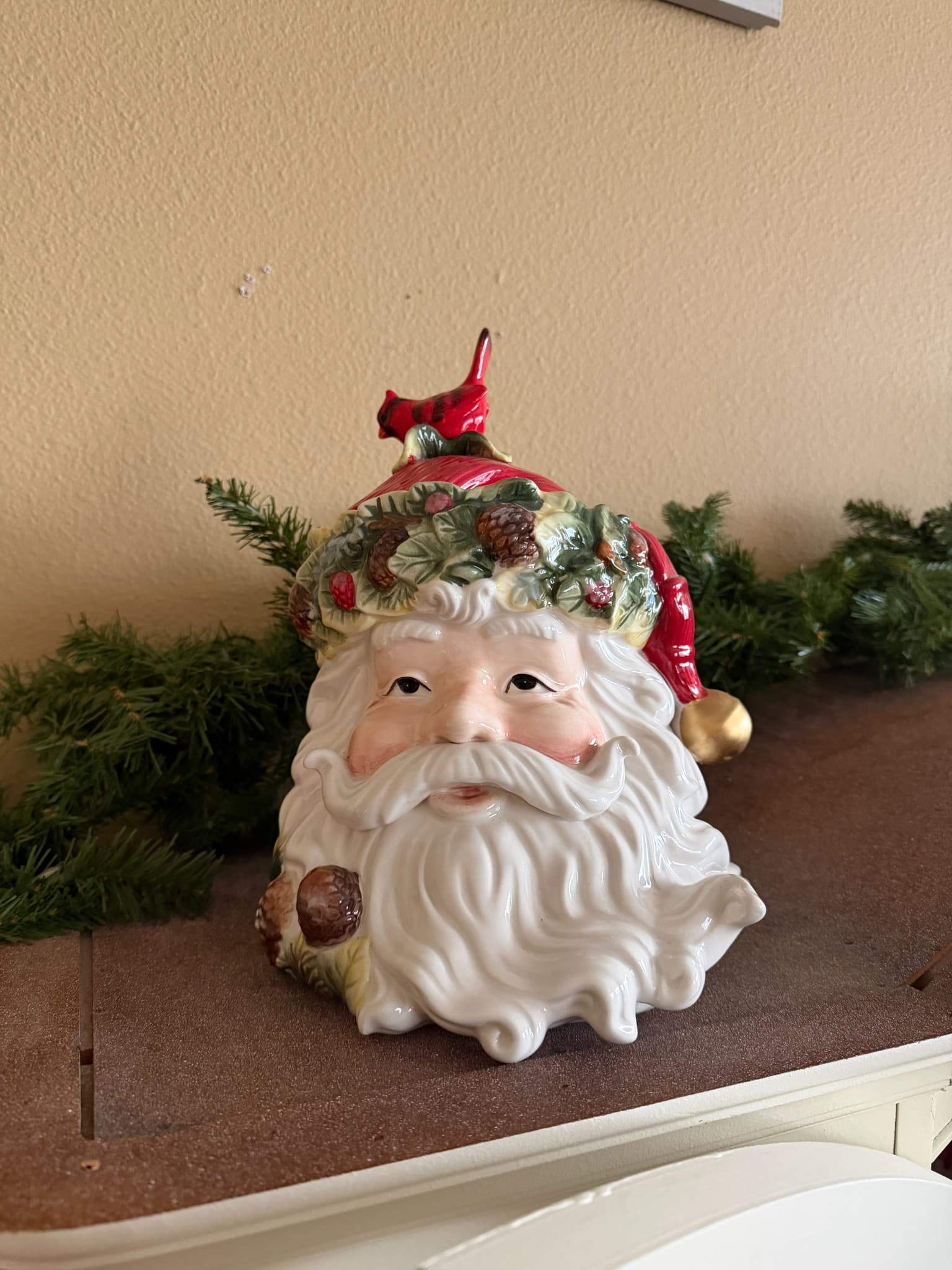 Santa Claus Ceramic Decorative Figurine