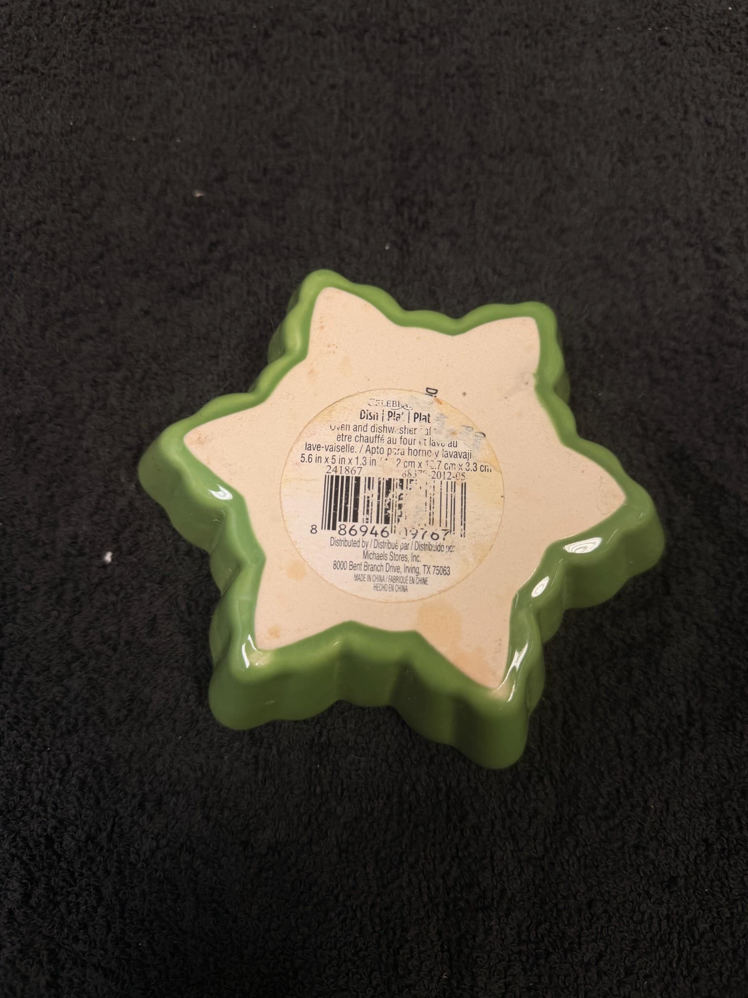 Celebrations Green Snowflake Small Ceramic Dish - Image 1